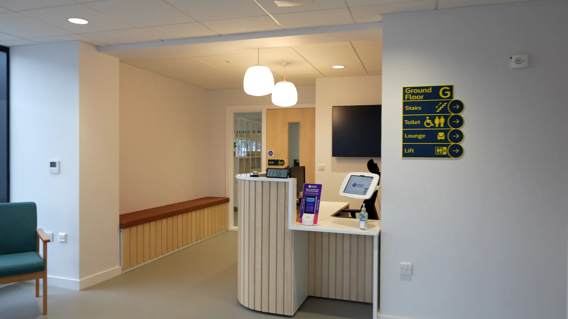 Meeting suite