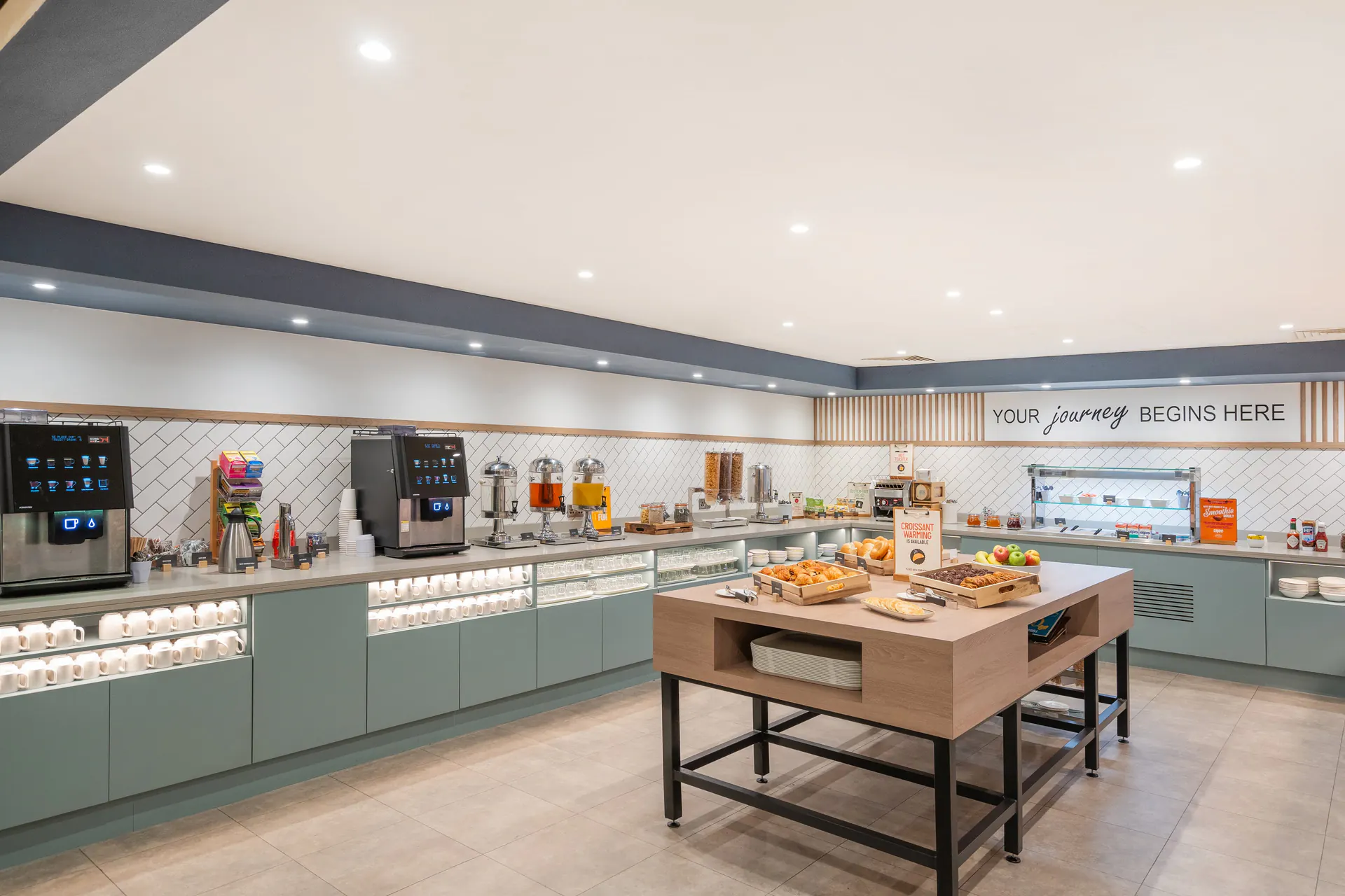Hampton by Hilton Sheffield Dining Booths