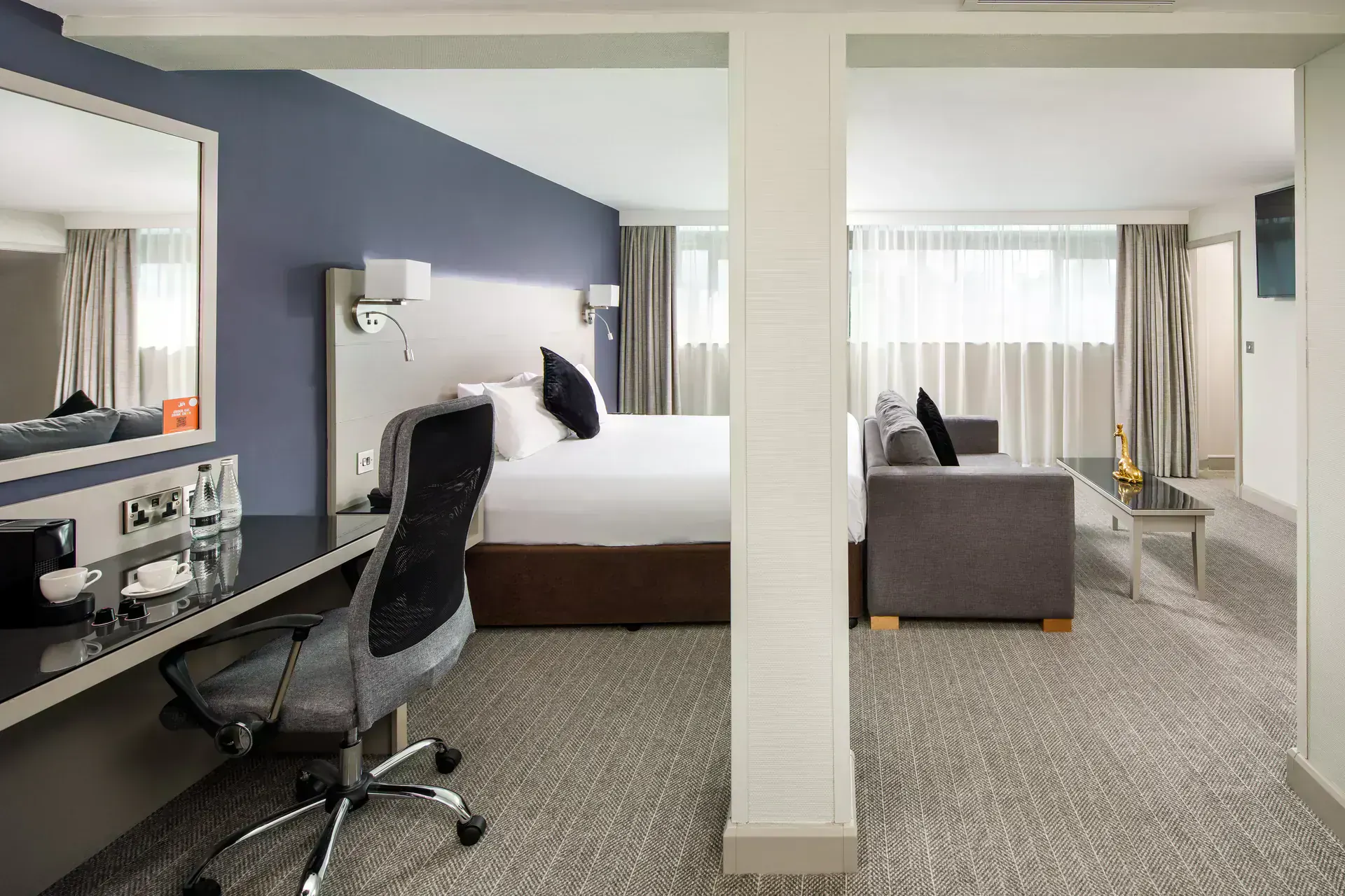 Mercure Manchester Standard Room